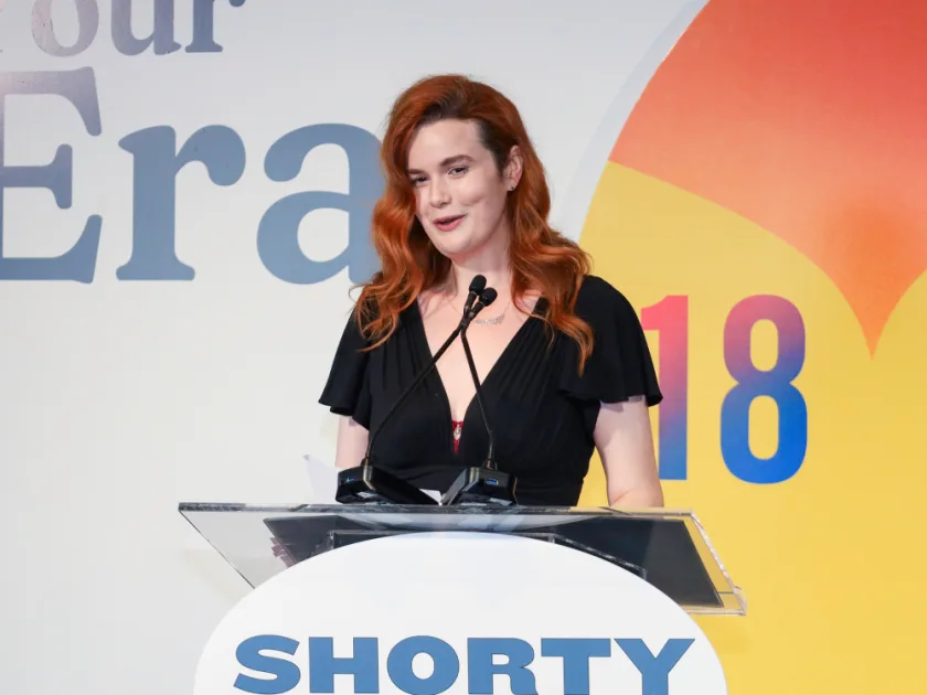 Stephanie at the podium at the Shorty Awards